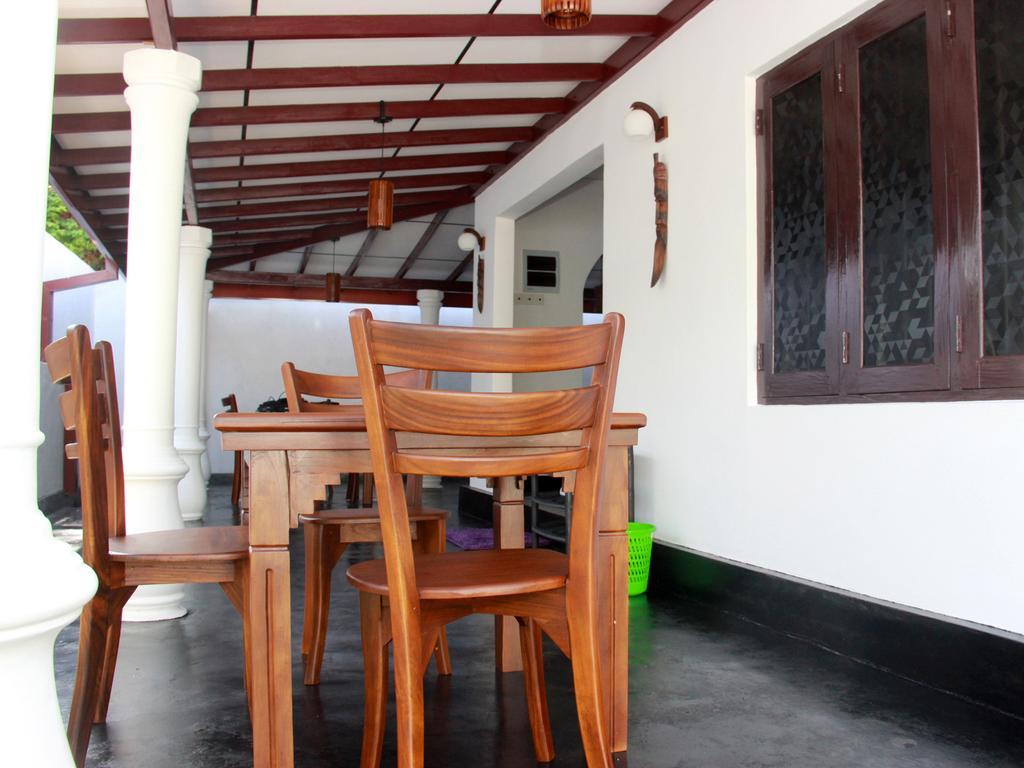 Sooriya Sewana Guest House Banduramulla Ngoại thất bức ảnh