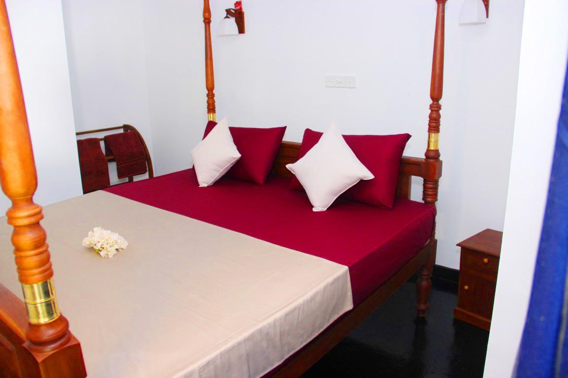 Sooriya Sewana Guest House Banduramulla Ngoại thất bức ảnh